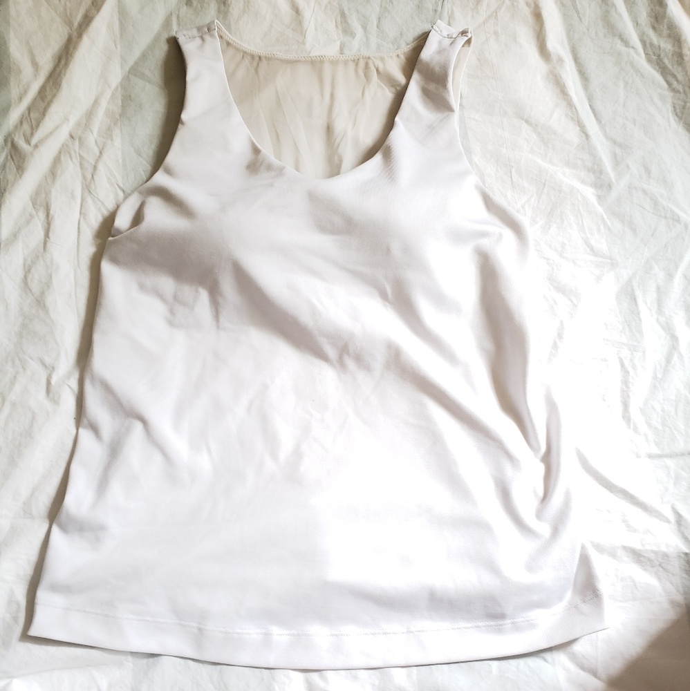 Athleta tear away b4uplay tank